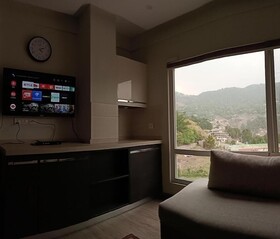 Midway Murree