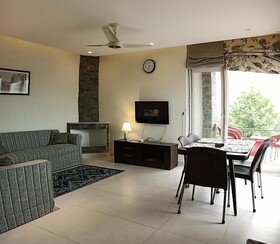 Midway Murree