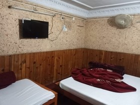New Shabistan Hotel