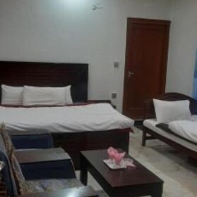 Nice Guest House