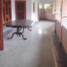 Nice Guest House