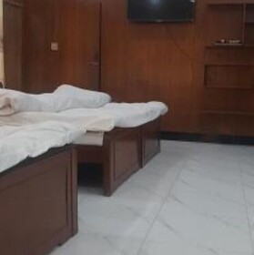 Nice Guest House