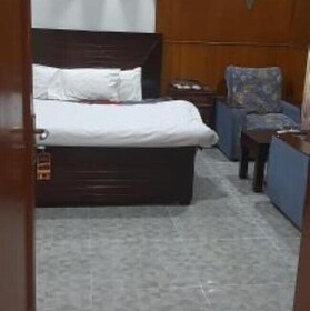 Nice Guest House