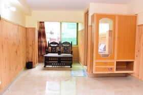 Quality Inn Hotel Murree