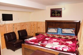 Quality Inn Hotel Murree