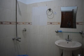 Neelum Guest House