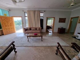 Srinagar Homes
