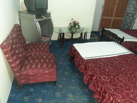 Umer Hotel and Restaurant