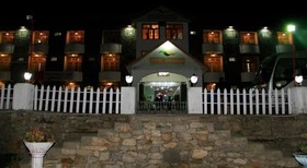 Hotel DeManchi