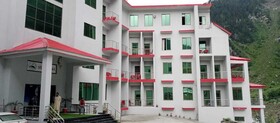 Hotel Silver Oaks