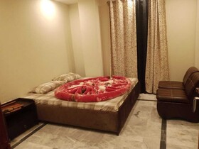 Hotel Silver Oaks