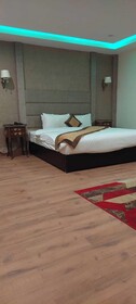 Manila Heights Hotel