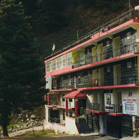 Snow Crest Lodges