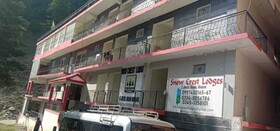 Snow Crest Lodges