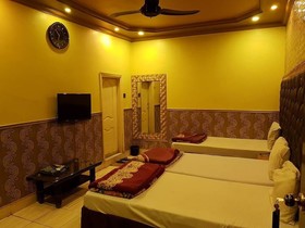 Al Karim Hotel