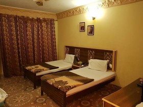 Al Karim Hotel