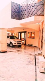 Hotel Luxury Palace Peshawar