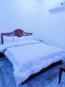 Hotel Luxury Palace Peshawar