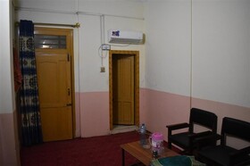 Royal Palace Hotel