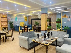 Canal View Hotel