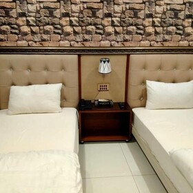 Golden Sand Hotel