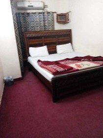 Al-Azam Hotel & Restaurant