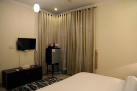 Butterfly Guest House Phase 7 Bahria Town