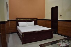 De-Metro Guest House