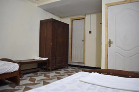 De-Metro Guest House