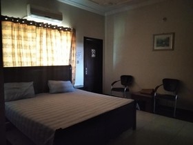 Evergreen Guest Lodge - EGL