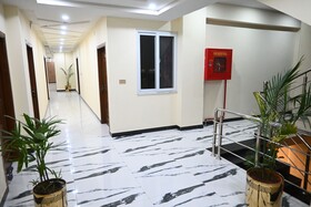 Hotel 99