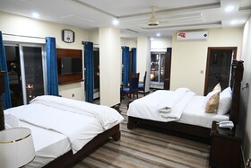 Hotel 99