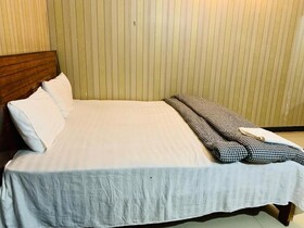 Moon Light Guest House