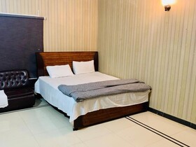 Moon Light Guest House