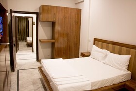 Pine View Hotel