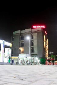 Pine View Hotel