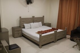Rysons Continental Hotel