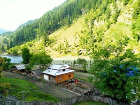 Apex Inn Trackers Sharda