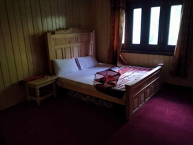 Apex Inn Trackers Sharda