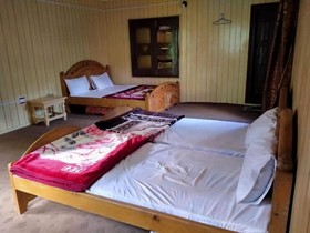 Apex Inn Trackers Sharda