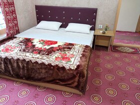 Wazeer One Hotel & Guest House