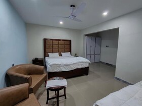 Alpha Hotel And Restaurant