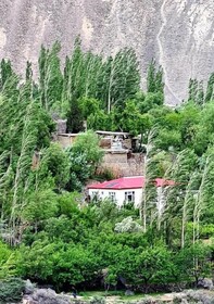 Des Dastaan
