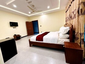 Desert One Hotel