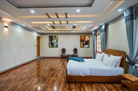 Dirleh Hotel