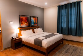 Dynasty Hotel