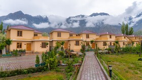 Dynasty Hotel