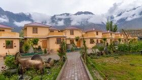 Dynasty Hotel