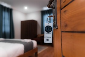 Dynasty Hotel