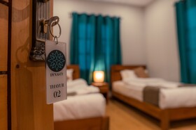 Dynasty Hotel